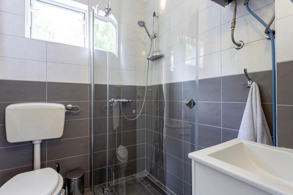 Villa Nina in Peroj - Haus für 6 Personen Fažana Exterior foto